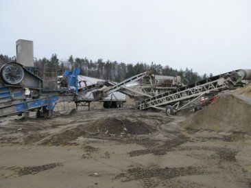 Hewitt Robins 30x48 Jaw Crushing Plant  