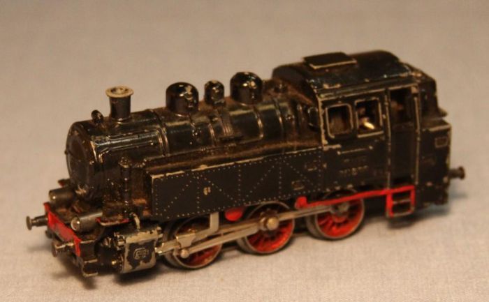 Marklin HO TM800 0 6 0 Steam Switcher Locomotive  