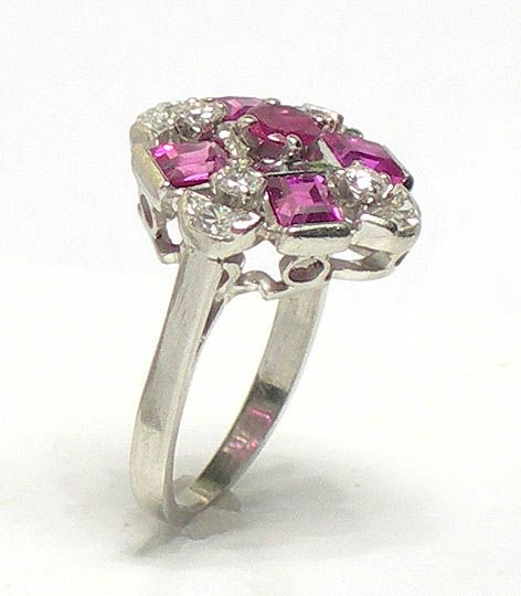 VINTAGE 1920s PLATINUM PIGEON BLOOD RUBIES DIAMOND RING  