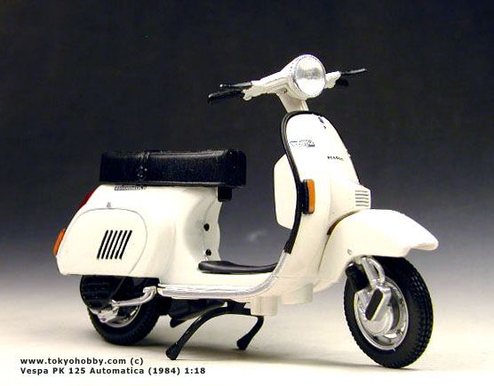 Vespa PK 125 Automatica (1984) 118 Maisto VERY RARE  