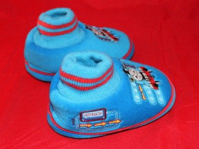 THOMAS & FRIENDS thomas the train SLIPPERS blue SZ 5/6  