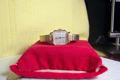 LADIES VINTAGE TIMEX MECHANICAL WATCH  