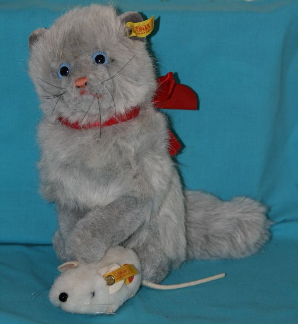 Steiff Cat and mouse excellent cond. with all id s No. 2752/26 and 