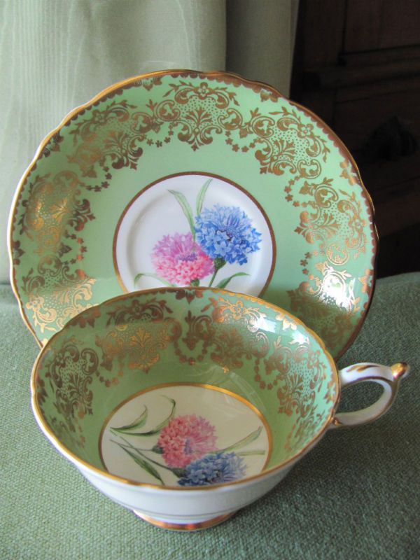 Paragon Dble Warrant Pastel Green Teacup and Saucer  