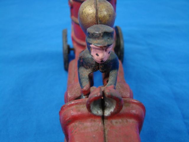 Vintage Original Cast Iron Fire Truck Pumper Engine Collectible Toy 
