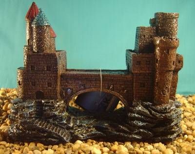 NEW LG CASTLE W/ BRIDGE ORNAMENT FISH TANK SNAKE 11032  