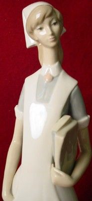 LLADRO Figurine L4603 NURSE no box  