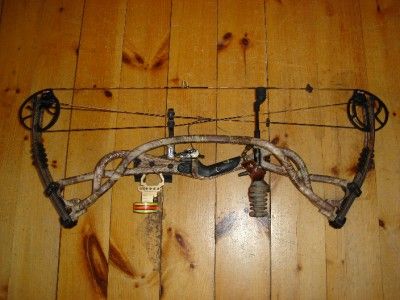 Hoyt Carbon Element 70# Compound Bow Package QAD Rest Vital gear sight 