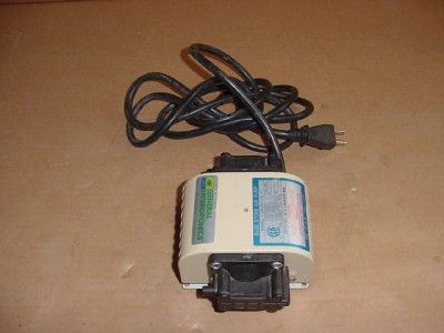 General Hydroponics Blue Stone air pump model AP 0025B  