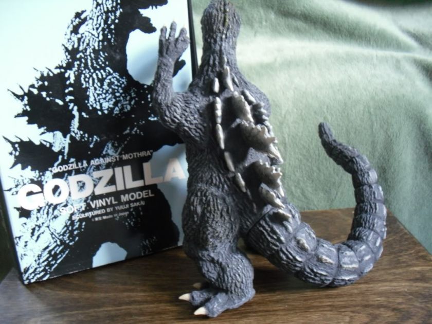 KAIYODO 1964 GODZILLA VINYL FIGURE  