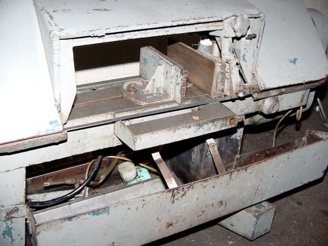   Kalamazoo 8 C W HORIZONTAL BAND SAW, NOTE BROKEN GUIDE ARM  