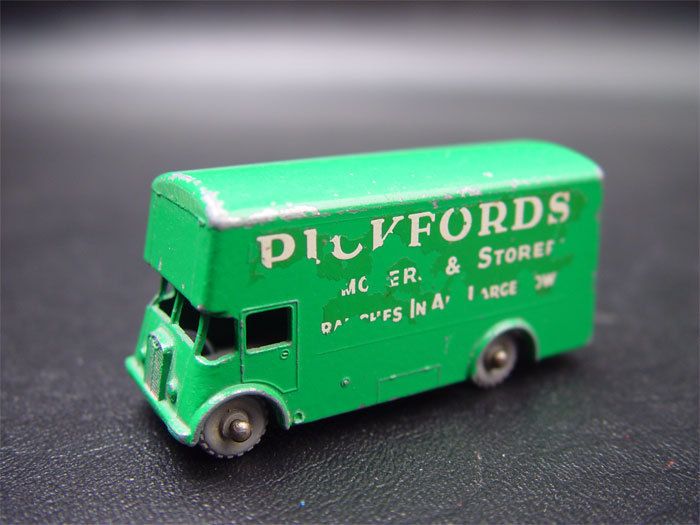 Matchbox 46 2RW 1960 Pickfords Removal Van Diecast Toy  