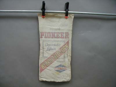 PIONEER SEED CORN SACK 13 1/2 x 28 1/2  