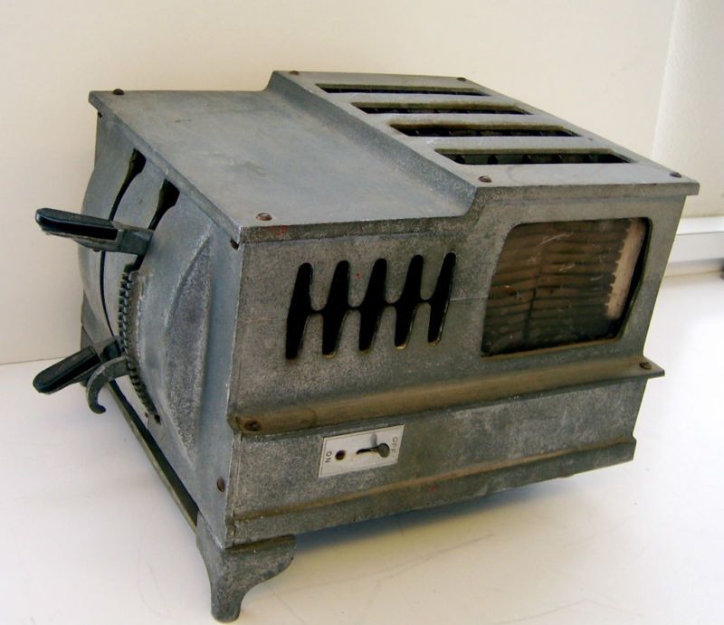 ANTIQUE VINTAGE TOAST MASTER 4 SLICE TOASTER 1 D 1 1921  