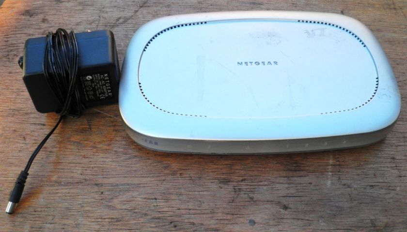 NETGEAR DSL INTERNET GATEWAY MODEM DG814 with adapter  