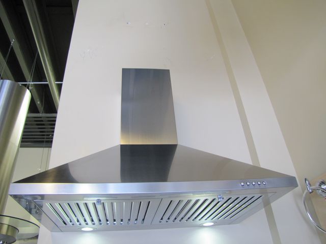 30 STAINLESS STEEL WALL MOUNTED RANGE HOOD, FAN  