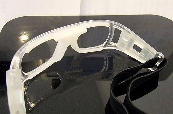   Sports wrap goggles ,provide Soft Contact To Face (protective eyewear