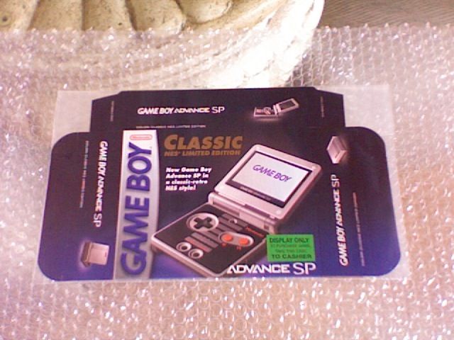  GAME BOY ADVANCE SP CLASSIC NES LIMITED EDITION SET & 15 NES GAMES 