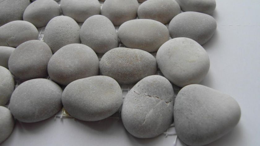 FLAT ROCK PEBBLES TILE   Wall, shower floor, borders  