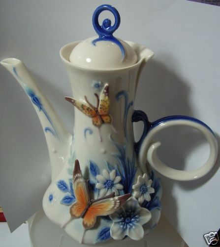 FRANZ PORCELAIN ETERNAL LOVE WEDDING TEA POT FZ2106 MIB  