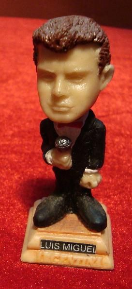 Luis MIguel Figure Music Musica Mexico  