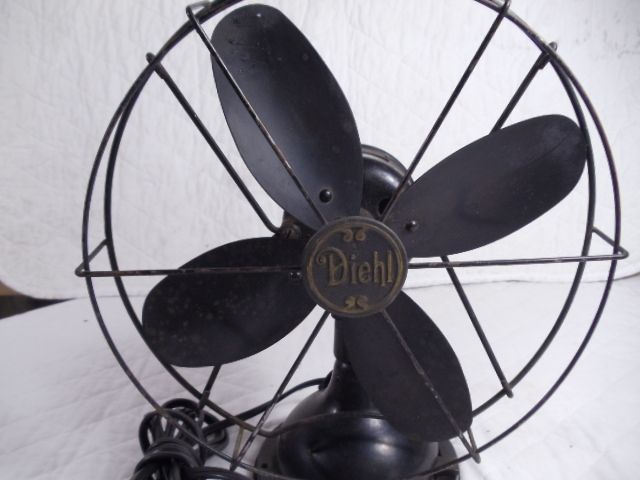 Vintage Diehl 10 3 Spd Oscillating Fan #10512 2  